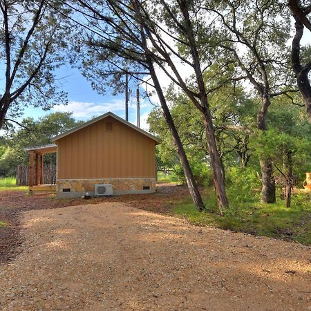 Cabins At Flite Acres - Coyote Cabin Wimberley Eksteriør billede
